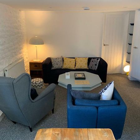 The Croft Apartment バートン・オン・ザ・ウォーター エクステリア 写真