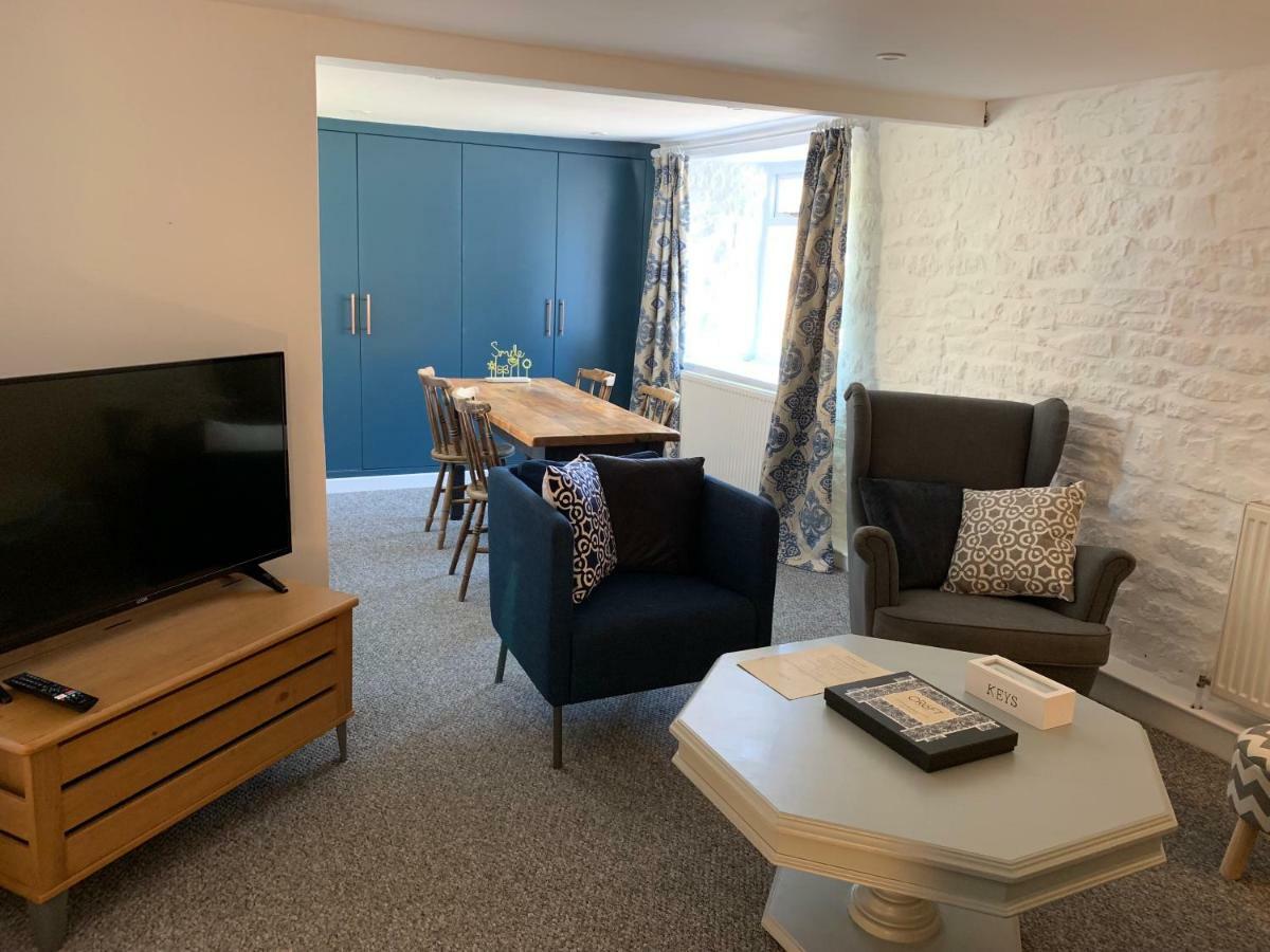 The Croft Apartment バートン・オン・ザ・ウォーター エクステリア 写真